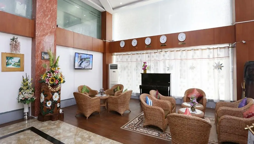 Hotel Kan Kaw Yangon